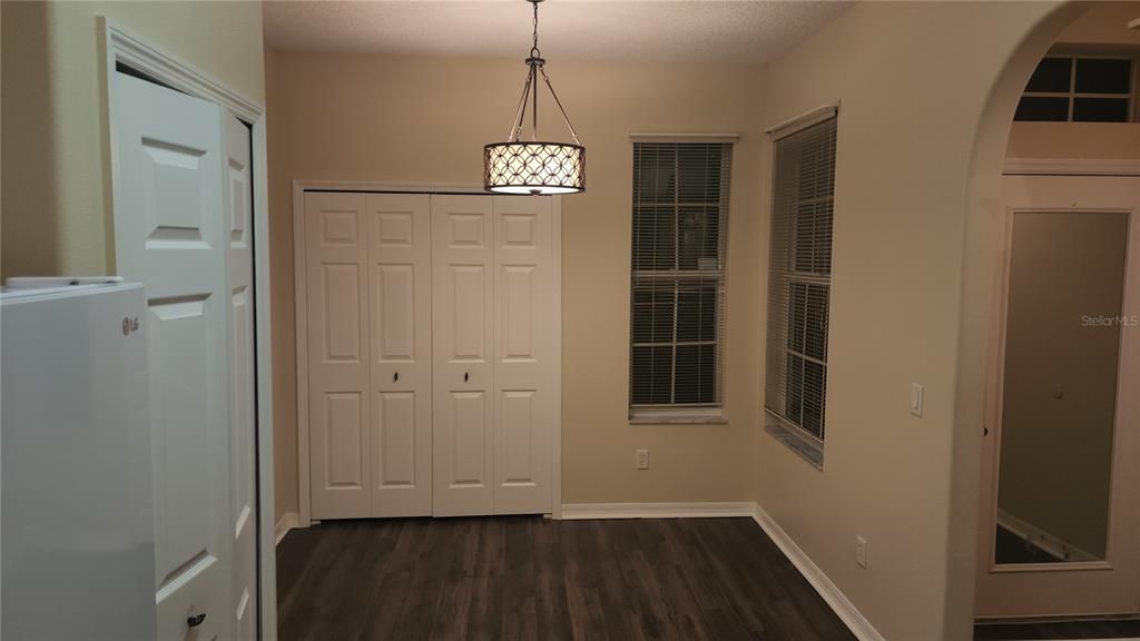 For Rent: $2,125 (3 beds, 2 baths, 1476 Square Feet)