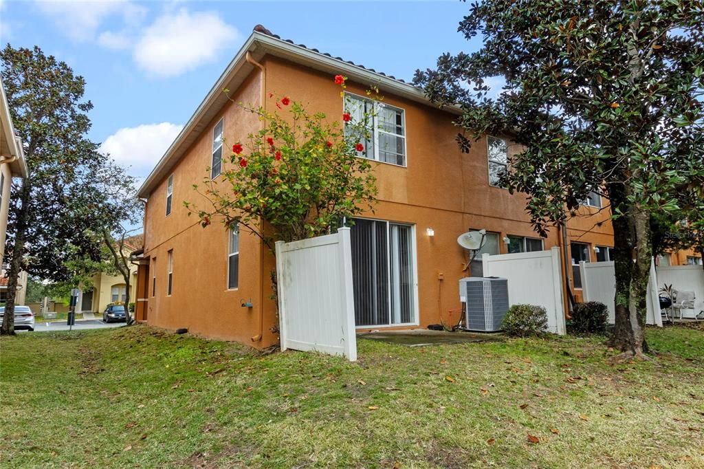 En Venta: $295,000 (3 camas, 2 baños, 1595 Pies cuadrados)