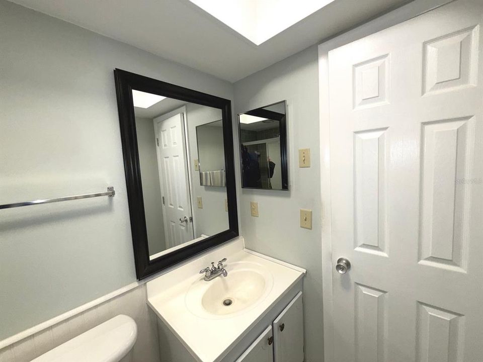 2nd Bathroom