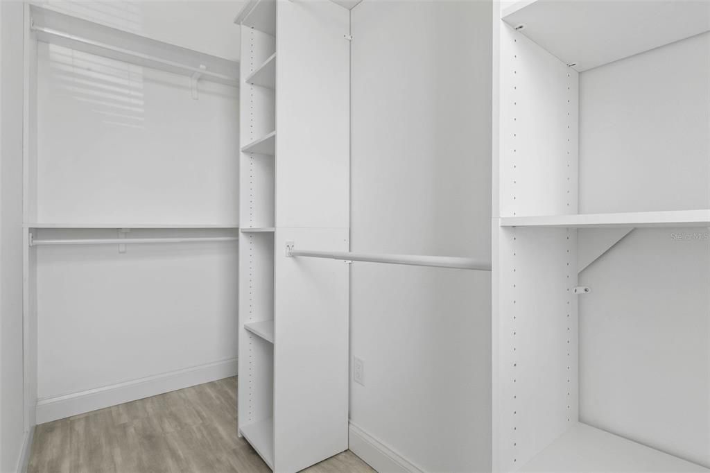 Walk-in Closet