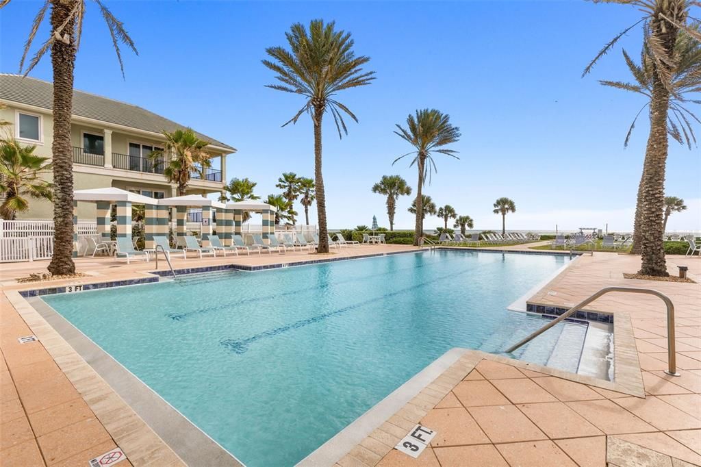 Community Oceanfront Pool