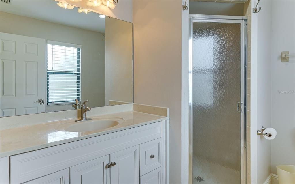 Master Bathroom w/Shower