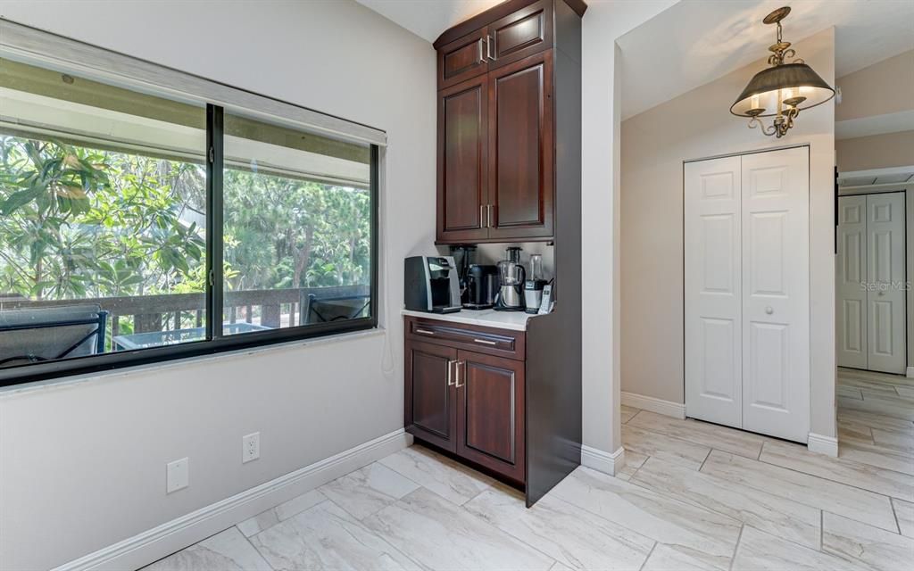 Kitchen & Foyer