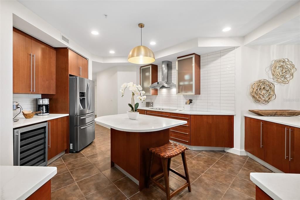 For Sale: $1,590,000 (3 beds, 3 baths, 2848 Square Feet)