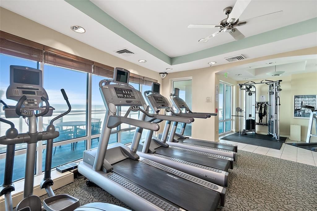 For Sale: $1,590,000 (3 beds, 3 baths, 2848 Square Feet)