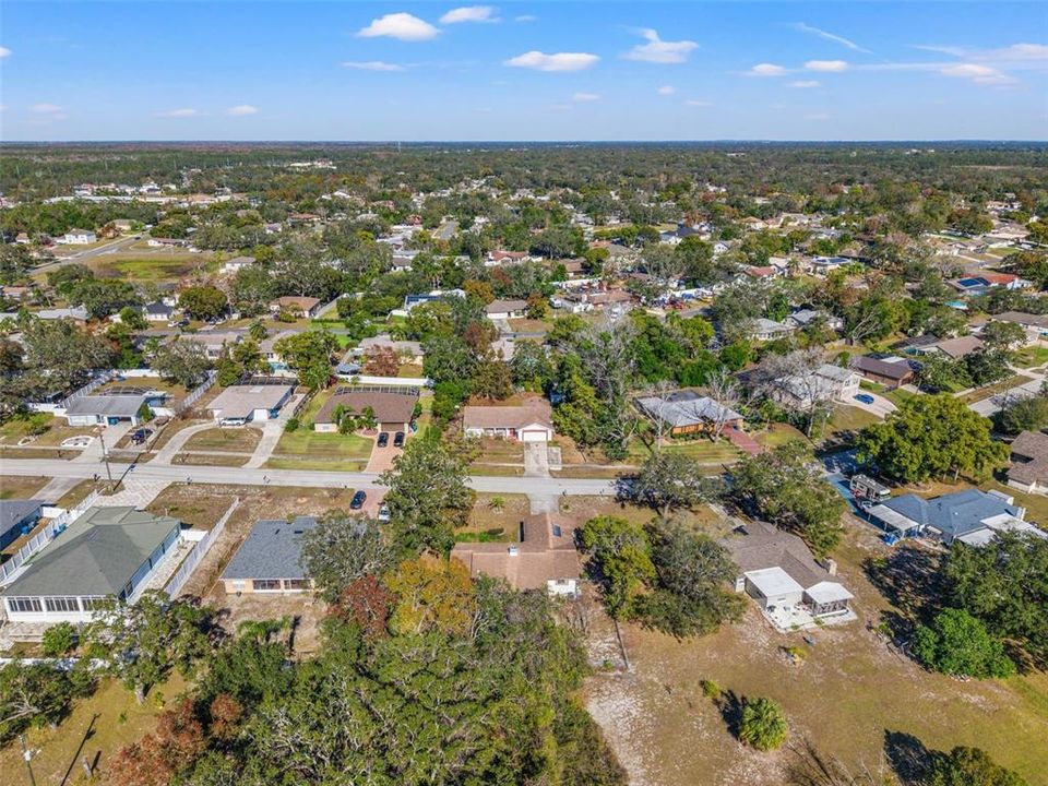 For Sale: $300,000 (3 beds, 2 baths, 1744 Square Feet)