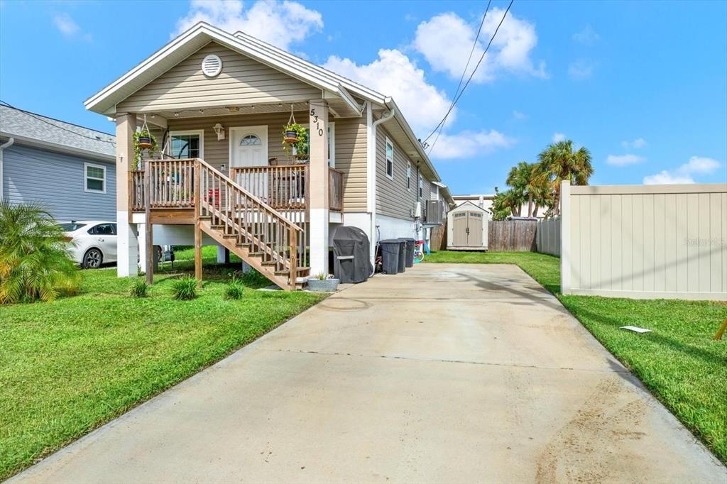 For Sale: $235,000 (3 beds, 2 baths, 1000 Square Feet)