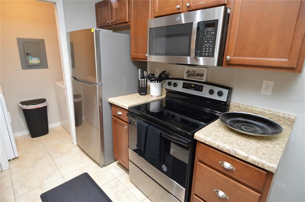 For Rent: $2,600 (2 beds, 2 baths, 1015 Square Feet)