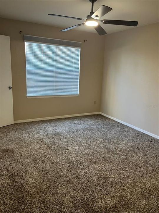 For Rent: $1,450 (1 beds, 1 baths, 842 Square Feet)