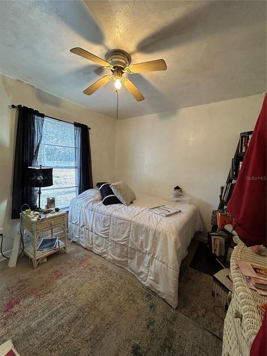 For Sale: $166,000 (3 beds, 1 baths, 1014 Square Feet)