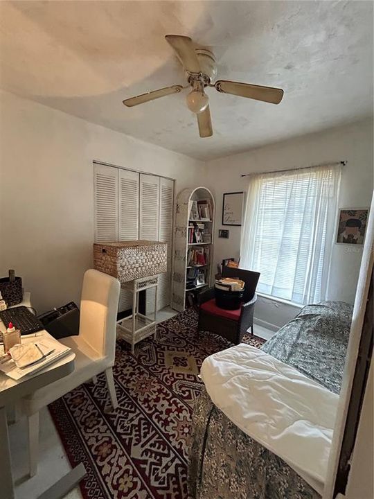 For Sale: $166,000 (3 beds, 1 baths, 1014 Square Feet)