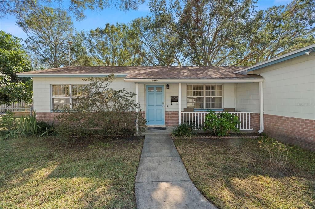 For Sale: $349,000 (3 beds, 1 baths, 1013 Square Feet)