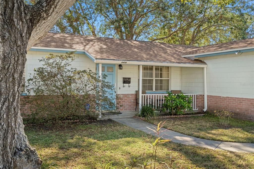 For Sale: $349,000 (3 beds, 1 baths, 1013 Square Feet)