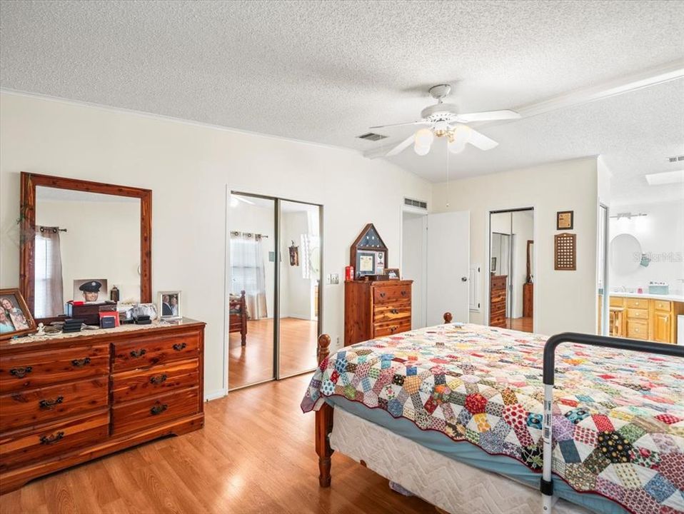 For Sale: $207,000 (3 beds, 2 baths, 1760 Square Feet)