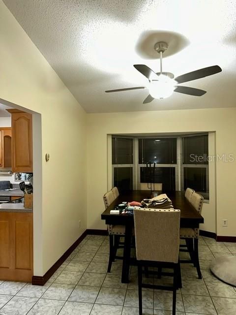 For Rent: $2,100 (3 beds, 2 baths, 1528 Square Feet)