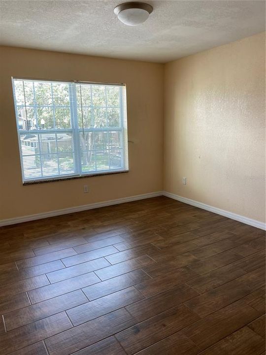 For Rent: $1,550 (2 beds, 2 baths, 935 Square Feet)