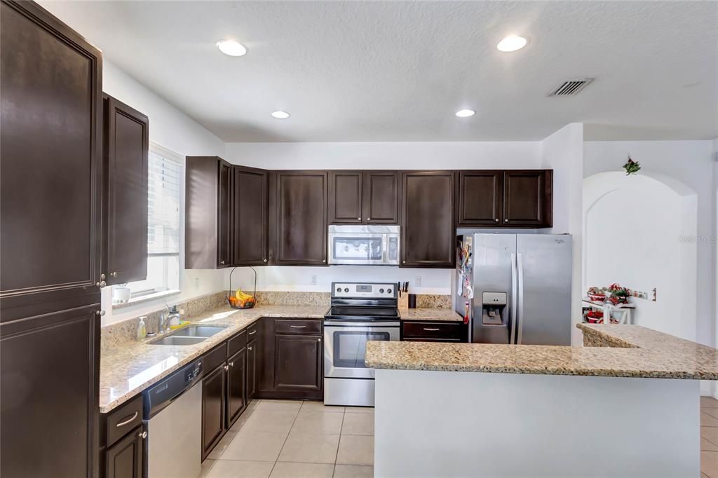 Kitchen pantry