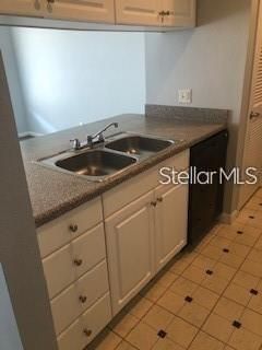 For Rent: $1,350 (1 beds, 1 baths, 535 Square Feet)