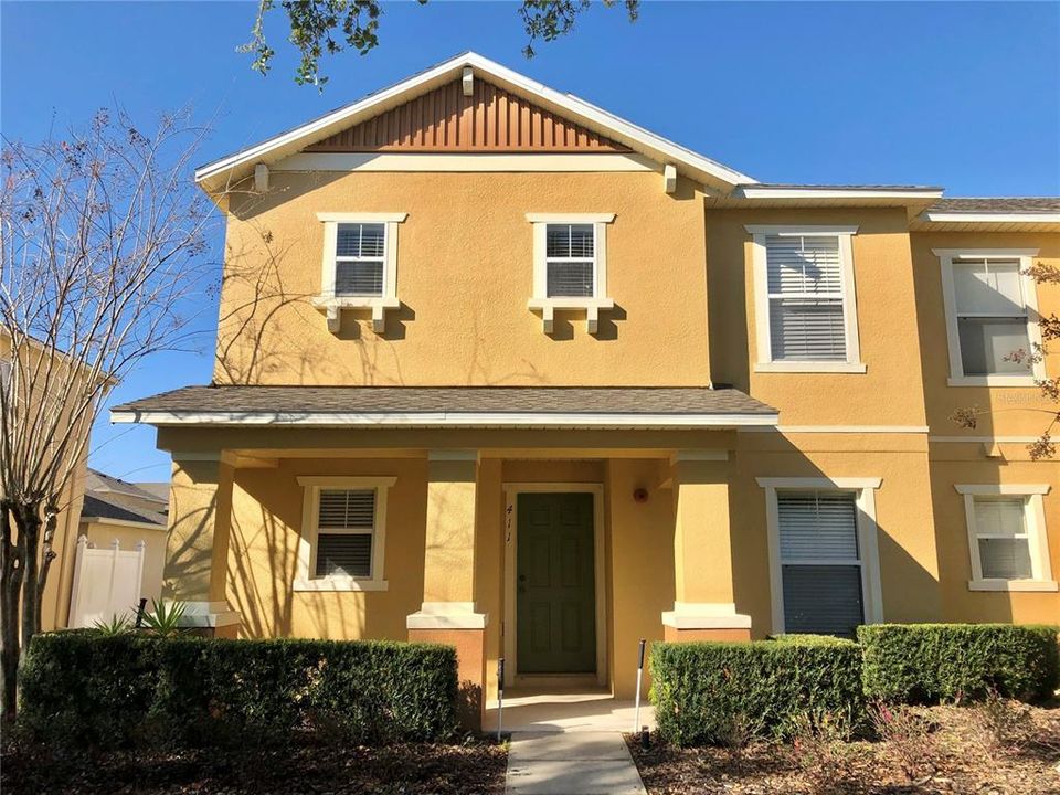 Active With Contract: $2,400 (2 beds, 2 baths, 1744 Square Feet)