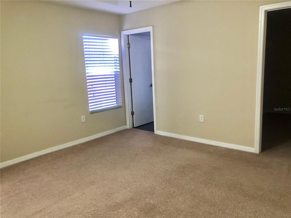 Active With Contract: $2,400 (2 beds, 2 baths, 1744 Square Feet)