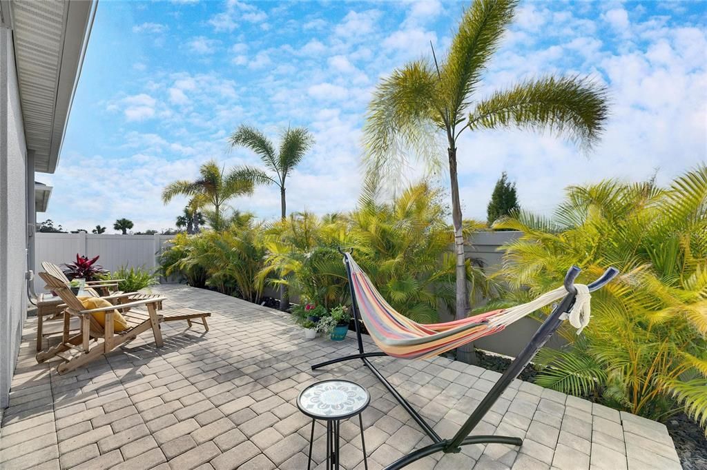 Extended outdoor living space