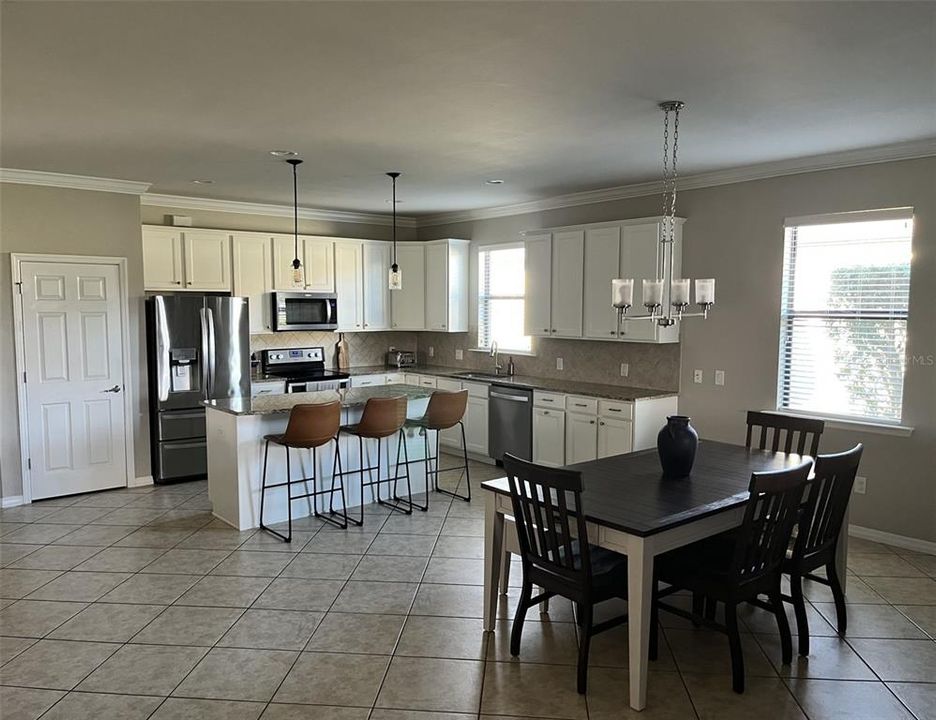 For Sale: $524,900 (4 beds, 2 baths, 2144 Square Feet)