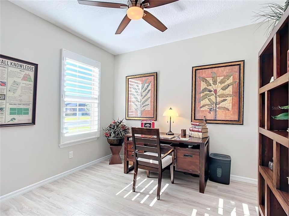 For Sale: $494,400 (2 beds, 2 baths, 2164 Square Feet)