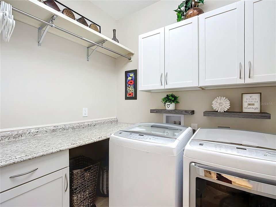 For Sale: $494,400 (2 beds, 2 baths, 2164 Square Feet)