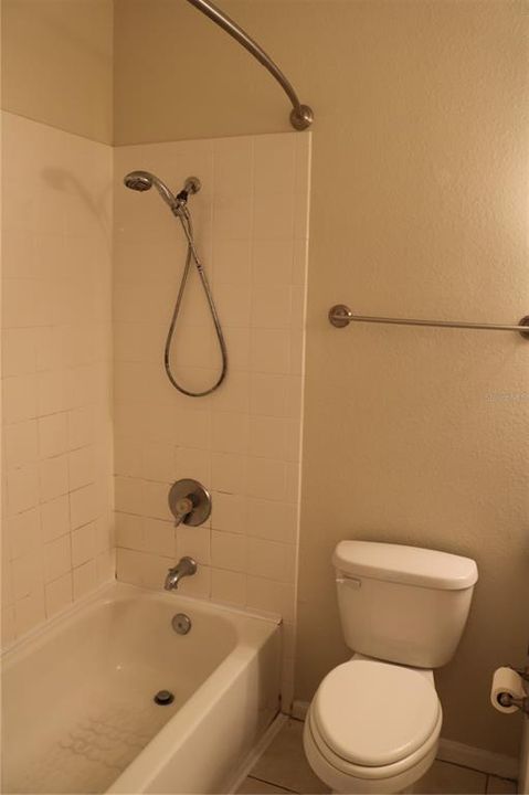 For Rent: $1,425 (1 beds, 1 baths, 700 Square Feet)