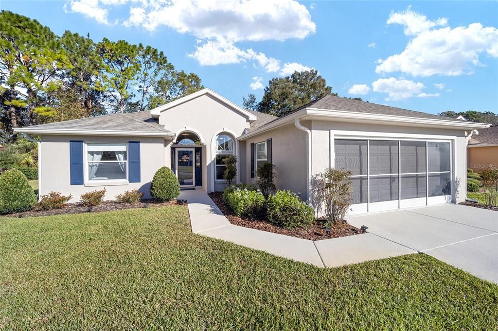 Active With Contract: $319,990 (3 beds, 2 baths, 1656 Square Feet)