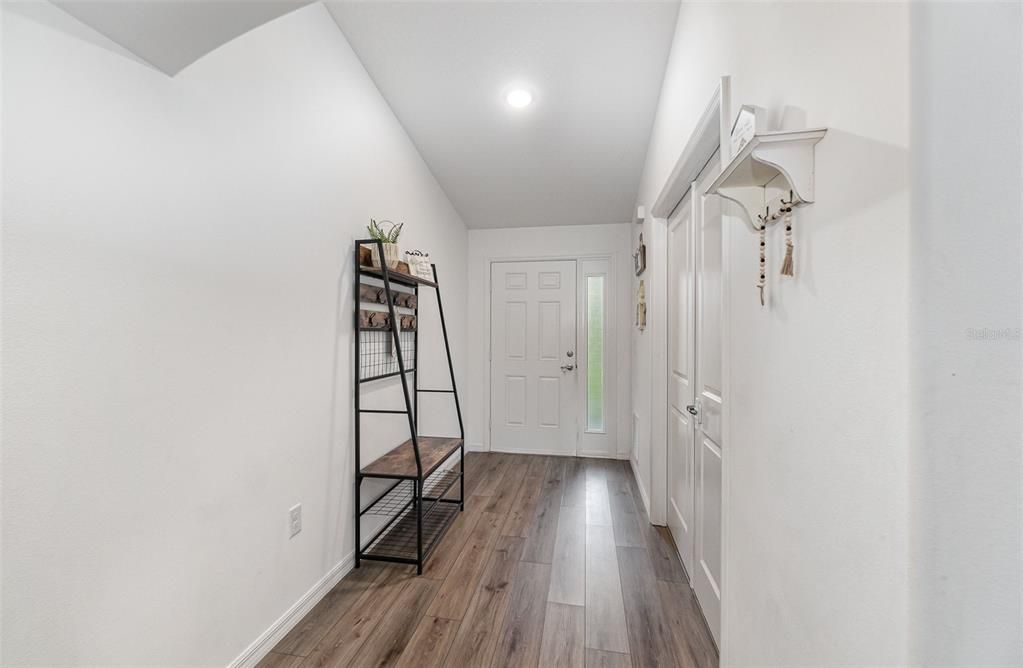 For Sale: $339,000 (3 beds, 2 baths, 1752 Square Feet)