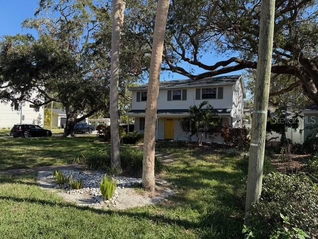 最近售出: $580,000 (4 贝兹, 2 浴室, 1760 平方英尺)