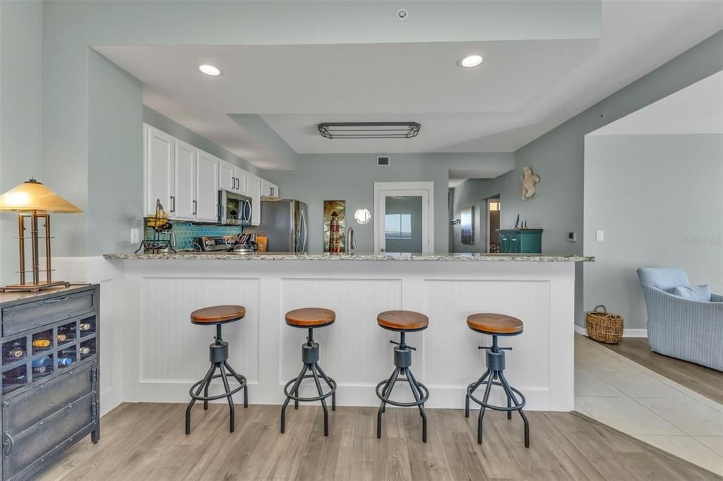 For Sale: $399,900 (3 beds, 2 baths, 1647 Square Feet)