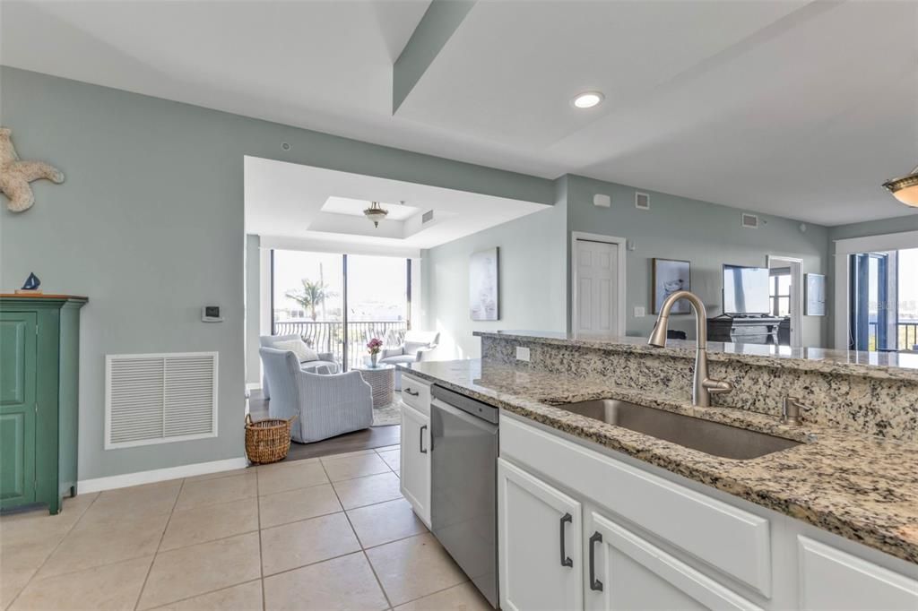 For Sale: $399,900 (3 beds, 2 baths, 1647 Square Feet)