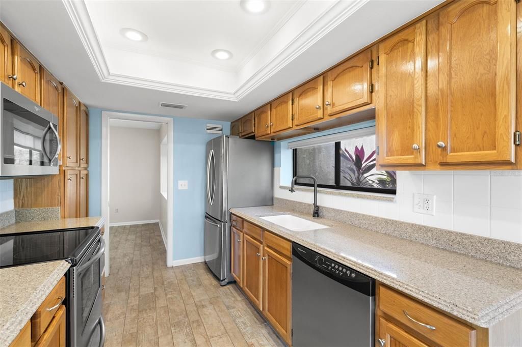 For Sale: $375,000 (2 beds, 2 baths, 1797 Square Feet)