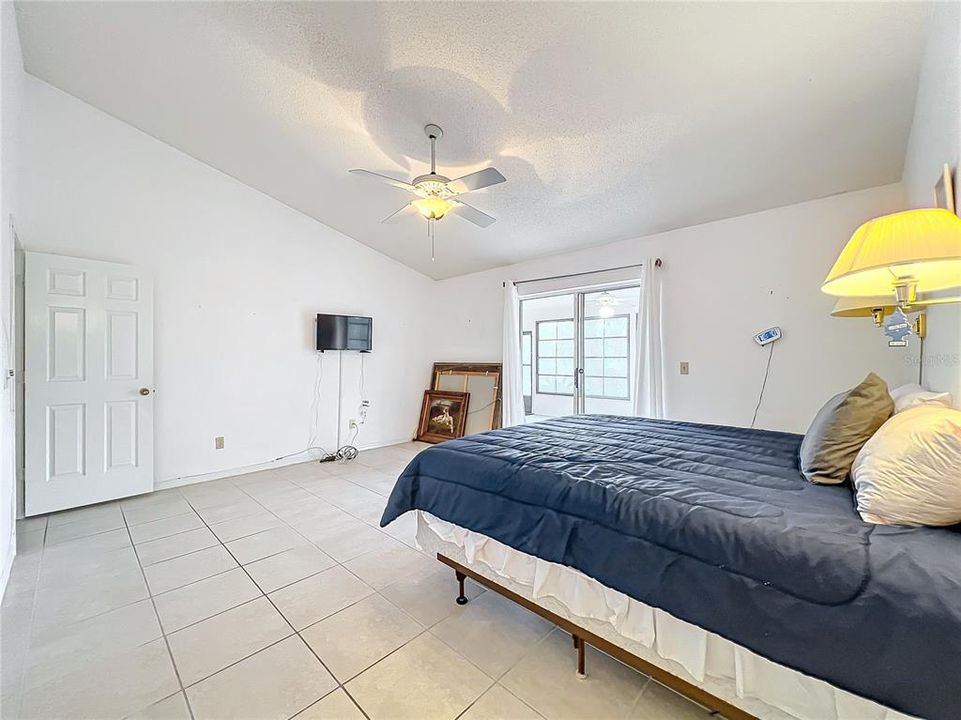 For Sale: $449,000 (3 beds, 2 baths, 2607 Square Feet)