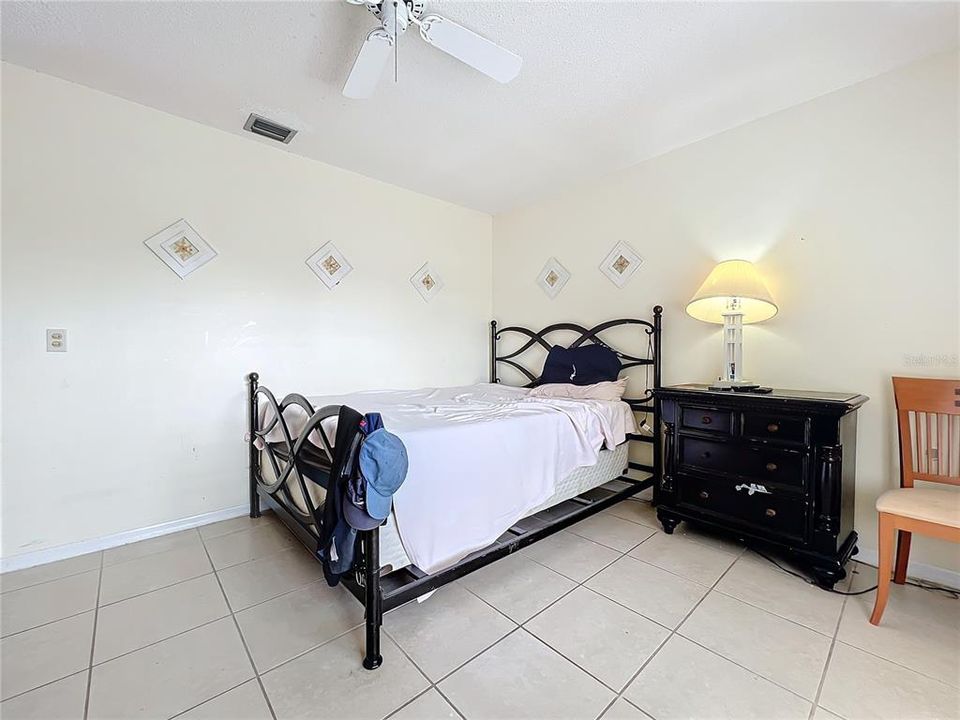 For Sale: $449,000 (3 beds, 2 baths, 2607 Square Feet)