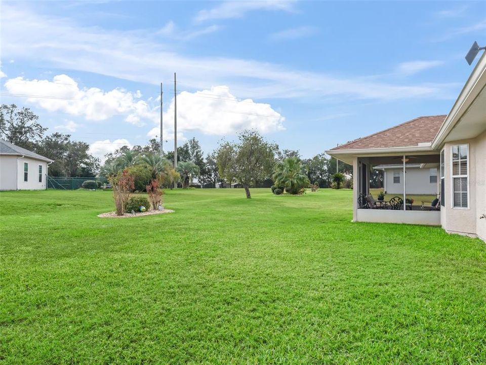 For Sale: $289,000 (3 beds, 2 baths, 1326 Square Feet)