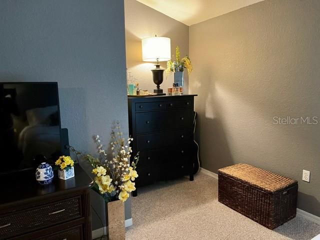 For Rent: $1,495 (1 beds, 1 baths, 896 Square Feet)