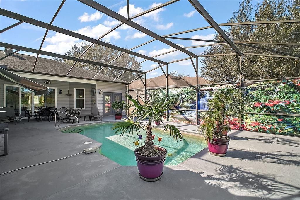 Pool has been drained and acid washed, repainted pool deck. Privacy Screen.