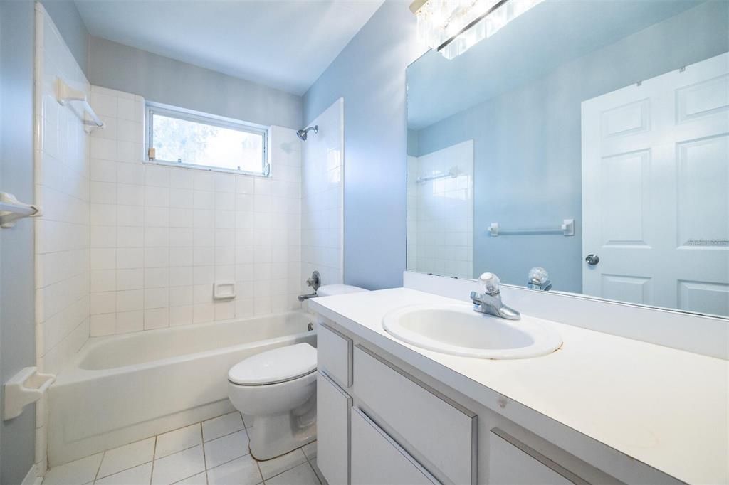 For Sale: $329,900 (3 beds, 2 baths, 1678 Square Feet)