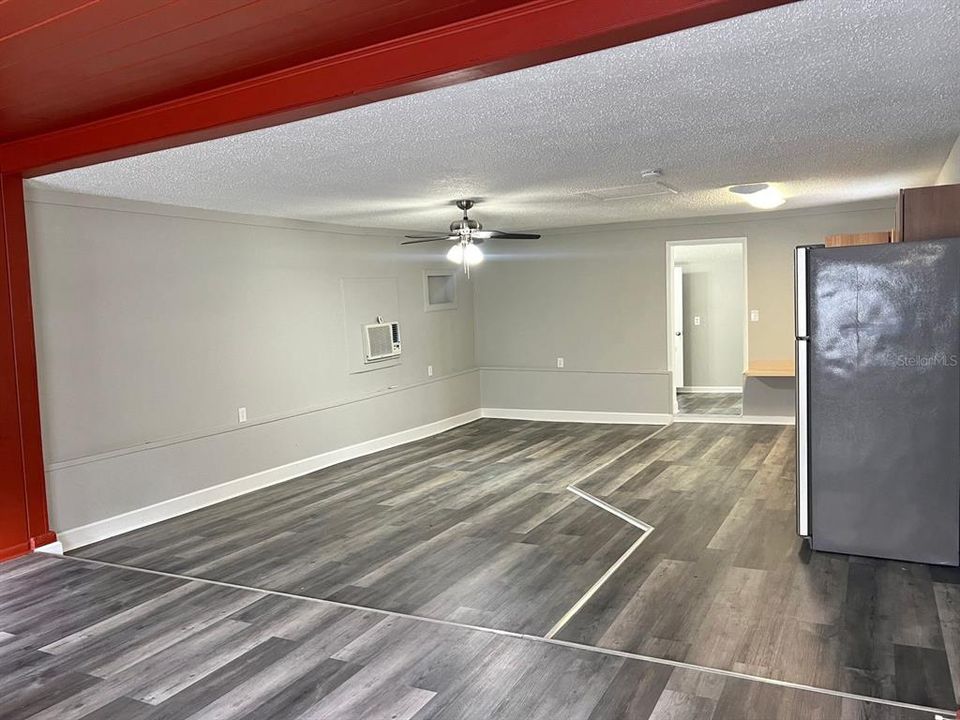 For Rent: $1,249 (1 beds, 1 baths, 532 Square Feet)