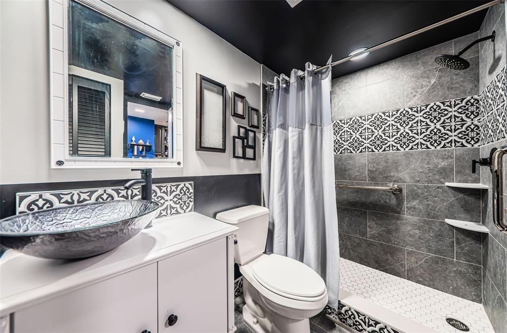 Beautifully updated bathroom