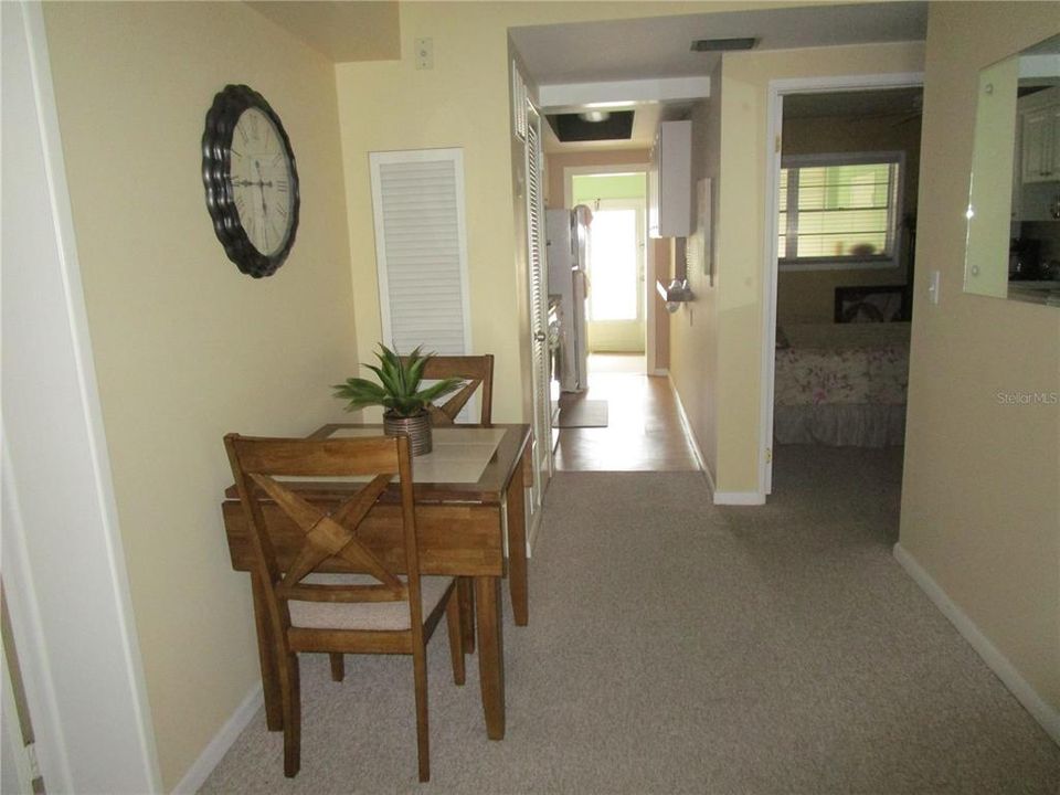 For Sale: $129,000 (2 beds, 1 baths, 780 Square Feet)