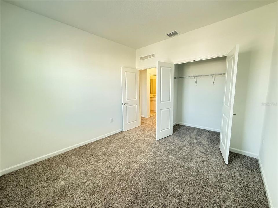 For Rent: $2,750 (3 beds, 2 baths, 1821 Square Feet)