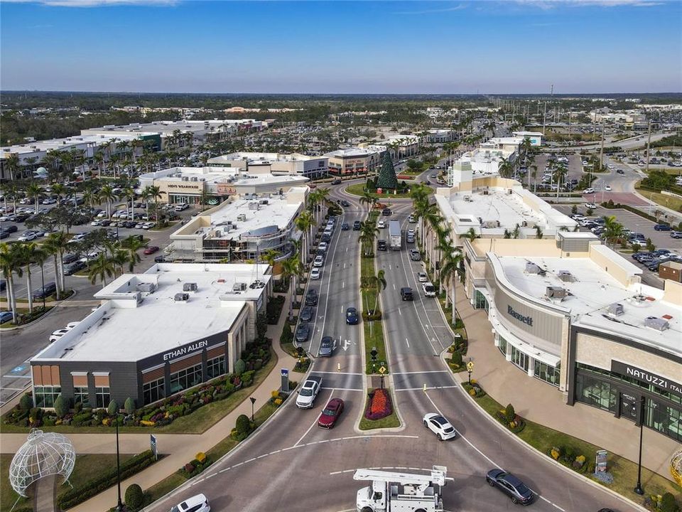 University Town Center. Shop. Dine. Live.