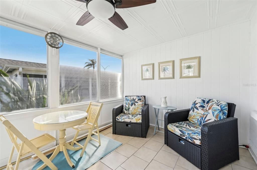 Enclosed Lanai/Sunroom