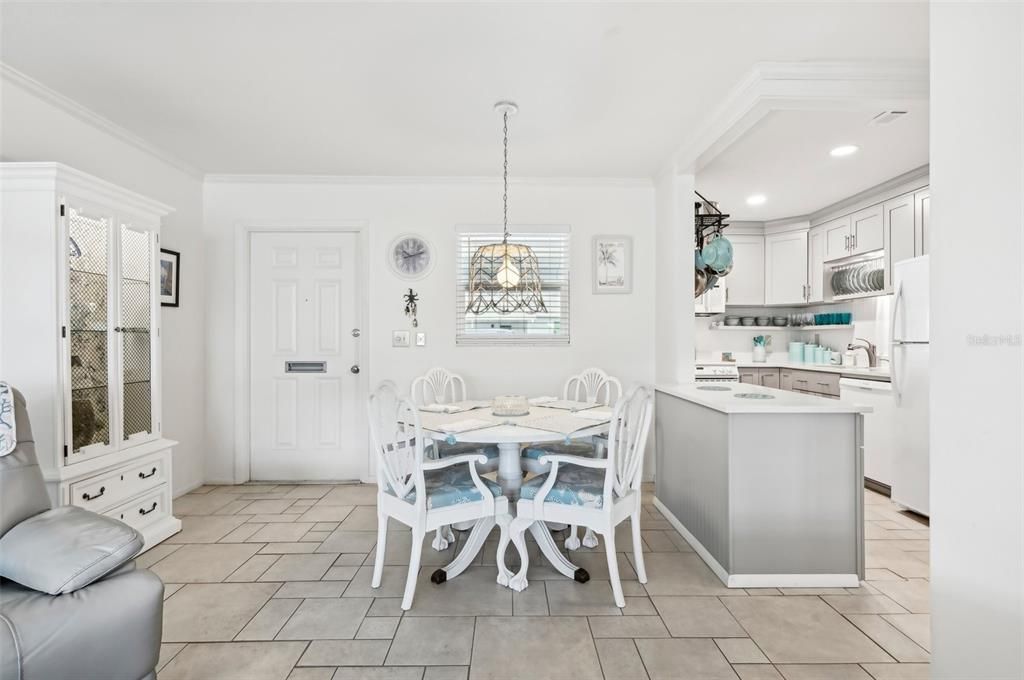 Dining/Kitchen Room