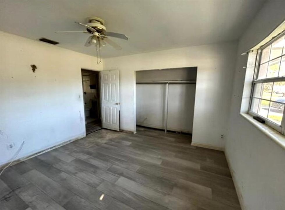 For Sale: $250,000 (3 beds, 1 baths, 1175 Square Feet)