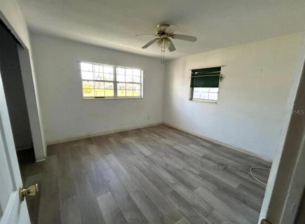 For Sale: $250,000 (3 beds, 1 baths, 1175 Square Feet)